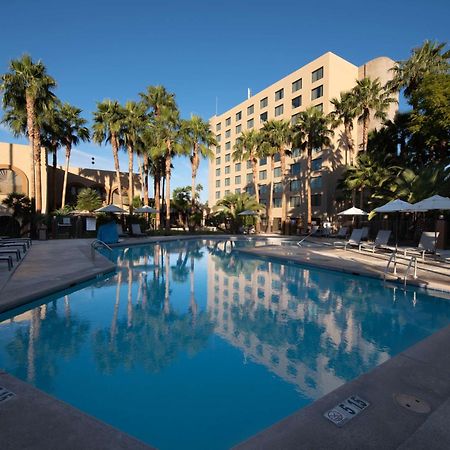 Doubletree By Hilton Tucson-Reid Park Hotel Екстериор снимка