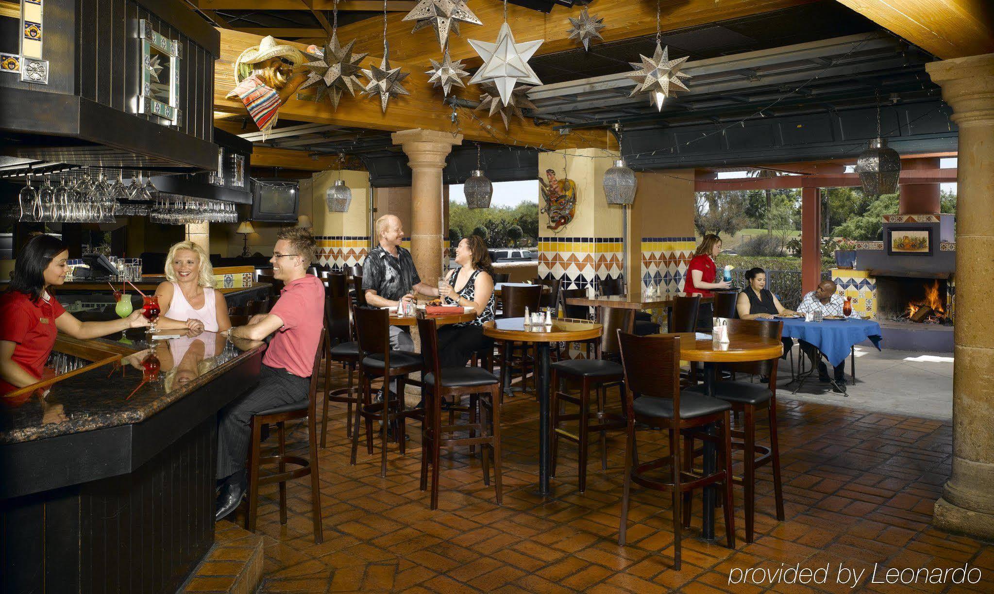 Doubletree By Hilton Tucson-Reid Park Hotel Екстериор снимка