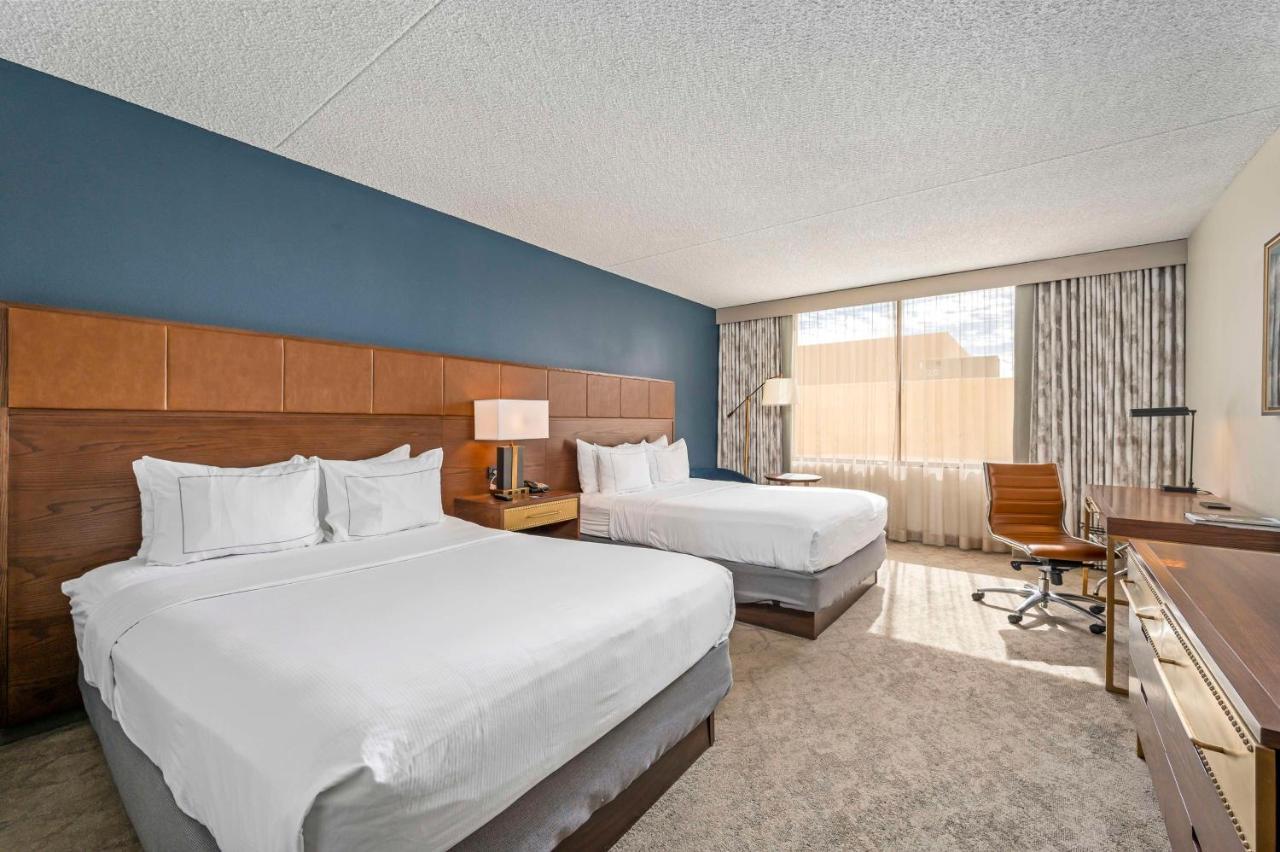 Doubletree By Hilton Tucson-Reid Park Hotel Екстериор снимка