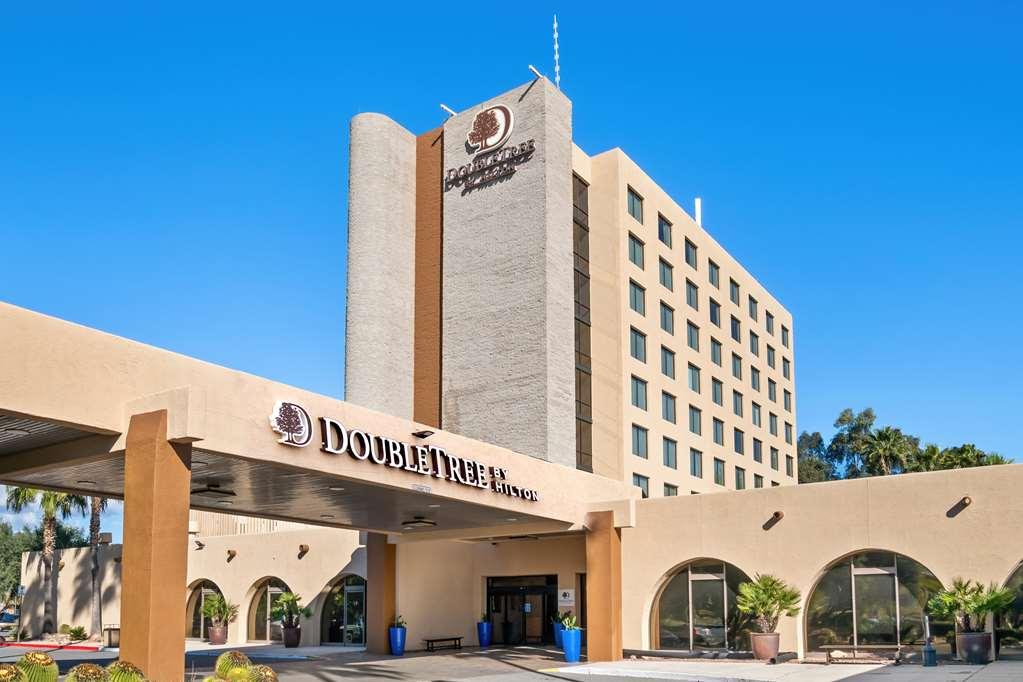 Doubletree By Hilton Tucson-Reid Park Hotel Екстериор снимка