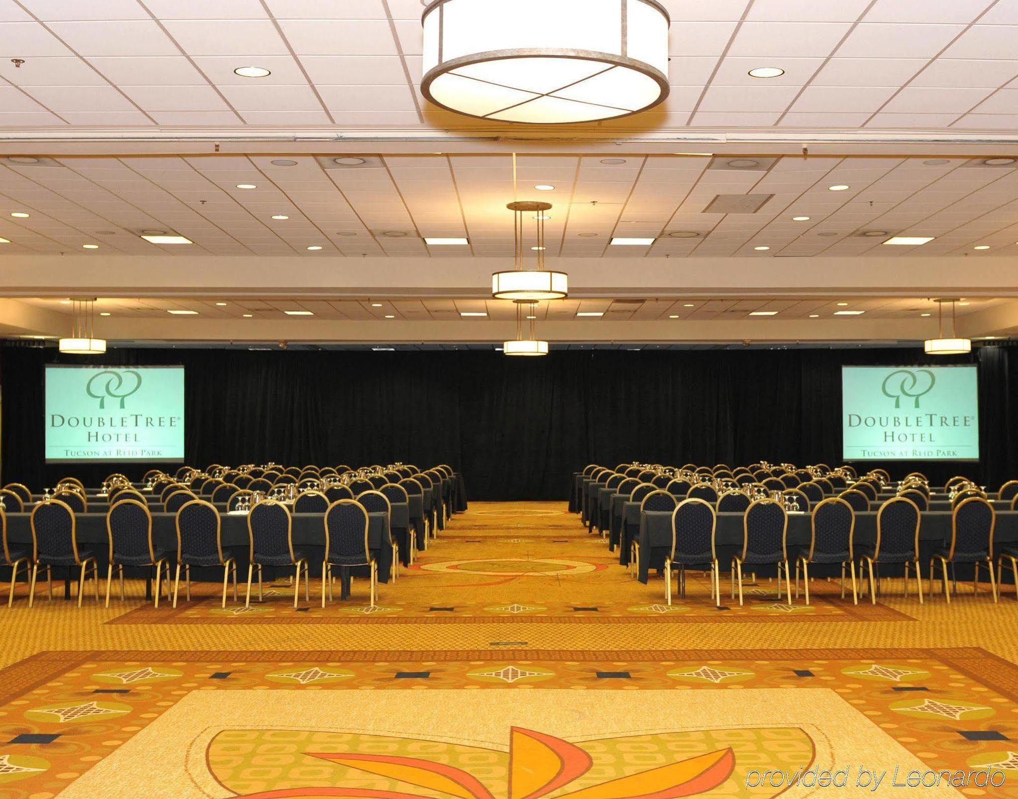 Doubletree By Hilton Tucson-Reid Park Hotel Съоръжения снимка