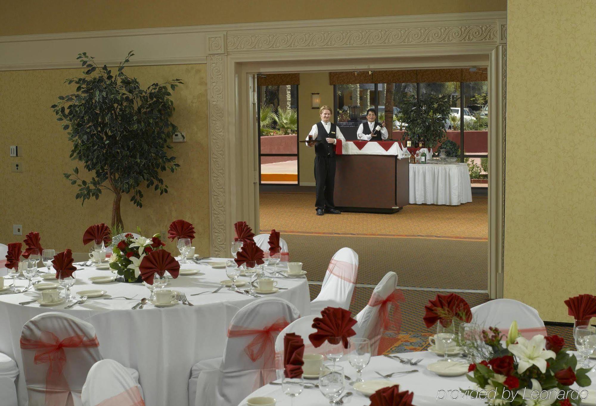 Doubletree By Hilton Tucson-Reid Park Hotel Ресторант снимка