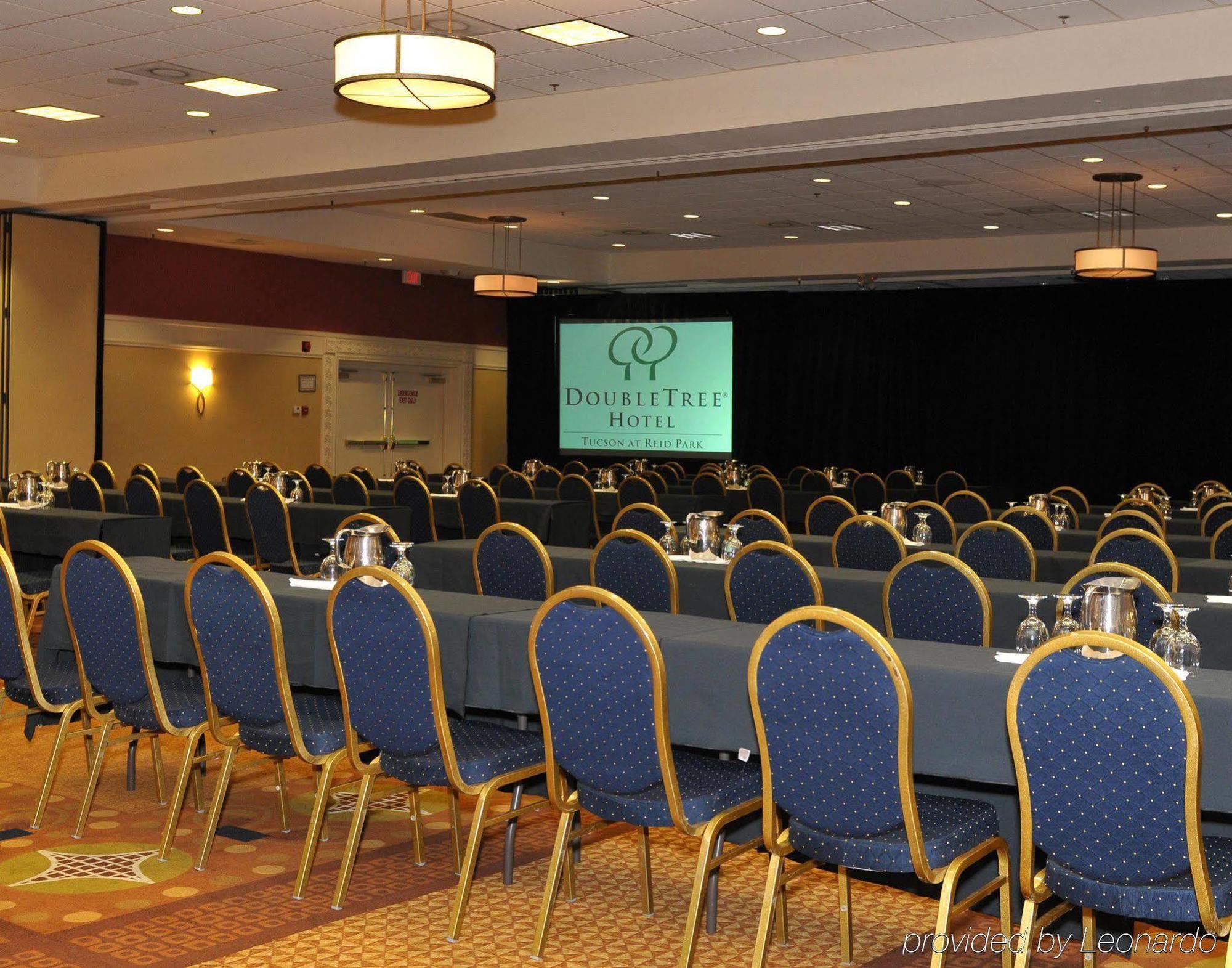 Doubletree By Hilton Tucson-Reid Park Hotel Съоръжения снимка